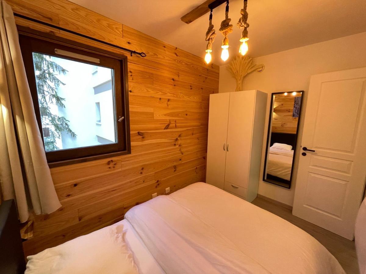 Cosy Appartement Au Calme A Deux Pas Du Centre 아론 외부 사진