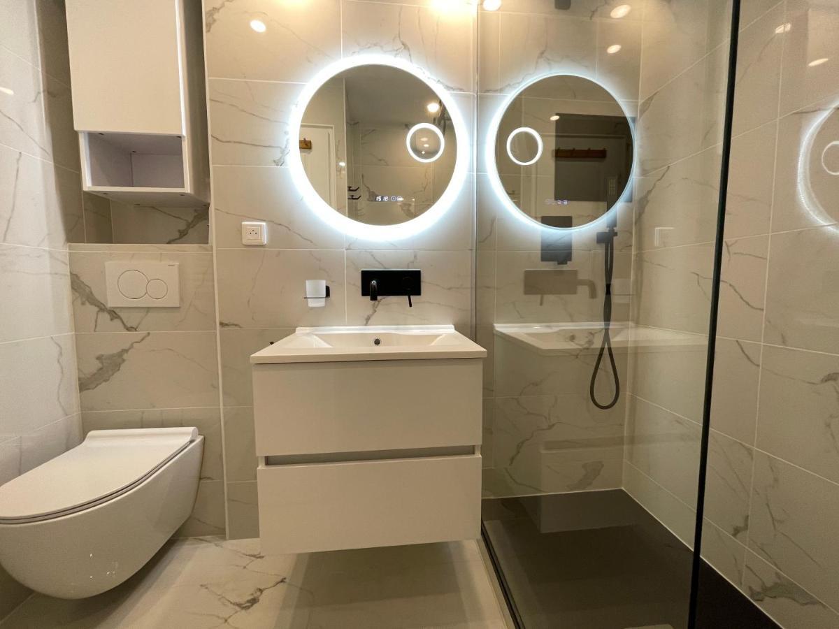 Cosy Appartement Au Calme A Deux Pas Du Centre 아론 외부 사진